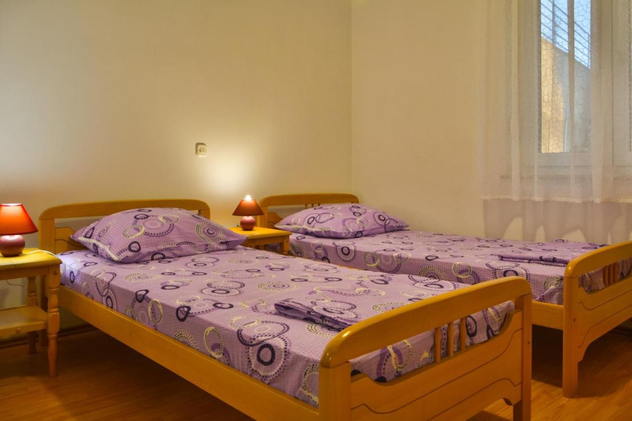 Apartments With A Parking Space Senj - 11520 外观 照片