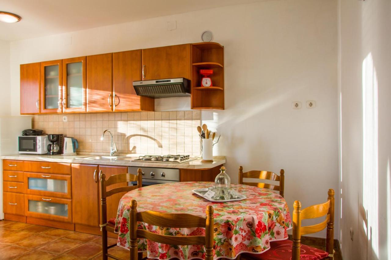 Apartments With A Parking Space Senj - 11520 外观 照片