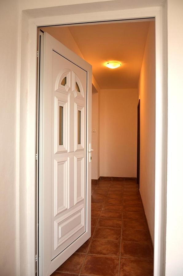Apartments With A Parking Space Senj - 11520 外观 照片